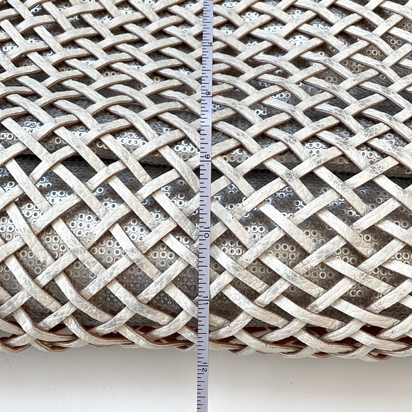 Calvin Klein Woven Leather Hobo Shoulder Bag in White - Picture 9 of 10